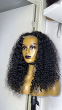 Load image into Gallery viewer, Glueless Closure Human Hair Wig