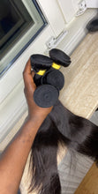 Load image into Gallery viewer, Straight Human hair bundles 3- With a closure or frontal