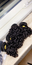 Load image into Gallery viewer, Natural Curls Human hair bundles 3 - With a closure or frontal
