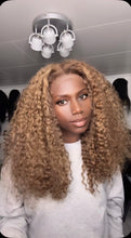 Load image into Gallery viewer, 5x5  Lace Natural Hairline Human Hair wig
