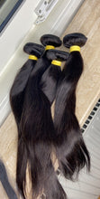 Load image into Gallery viewer, Straight Human hair bundles 3- With a closure or frontal
